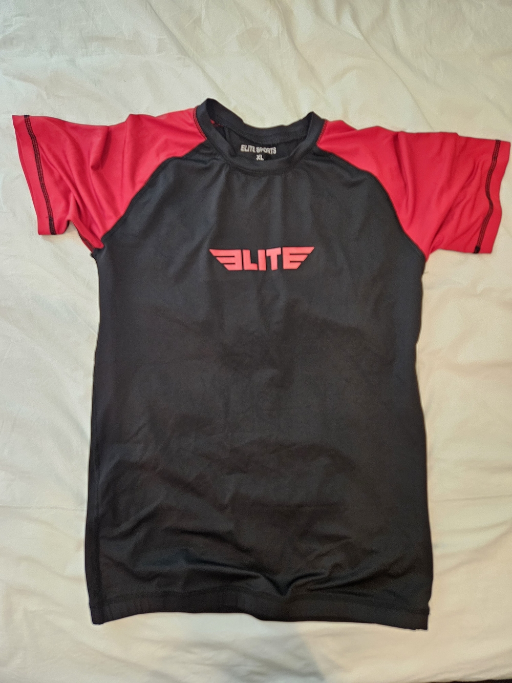 Elite Men's Rash Guard. Size XL